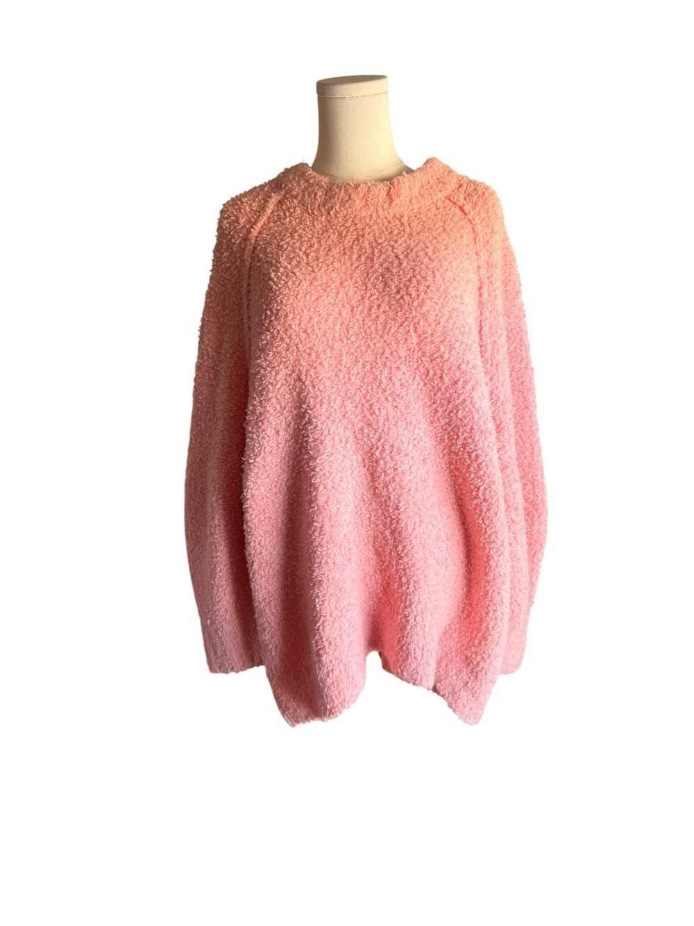 Free People Pink Ombre Boucle Knit Oversized Sweater Size Medium Raglan Slouchy